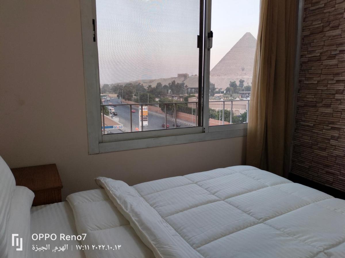 Hostel View Pyramids ไคโร ภายนอก รูปภาพ